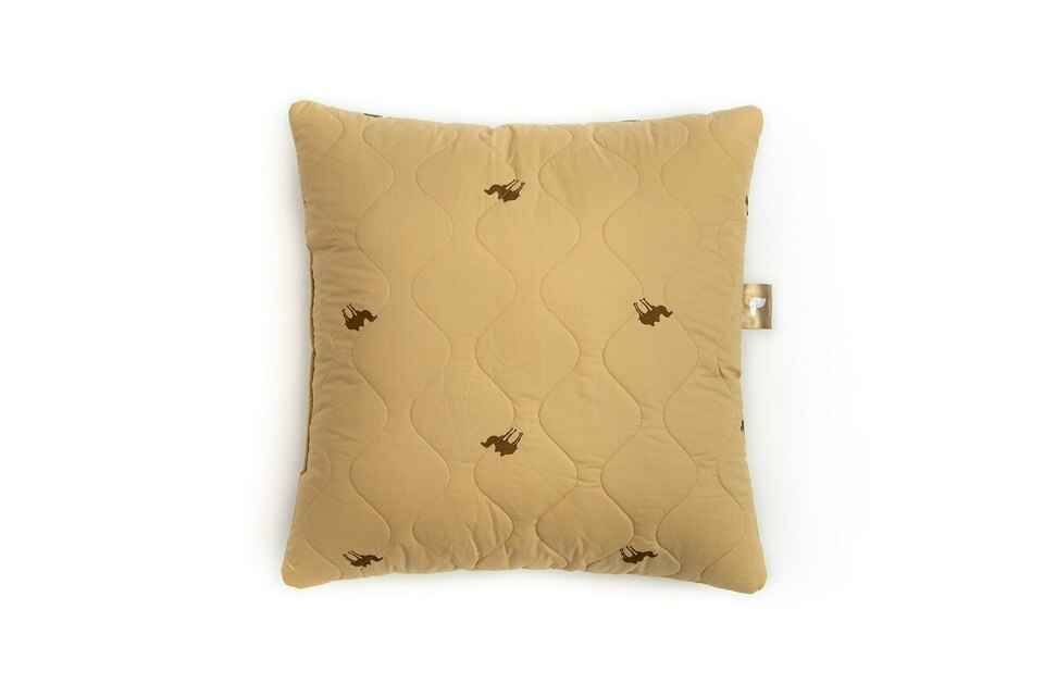 Подушка 70*70 из верблюжьей шерсти GOLDEN CAMEL